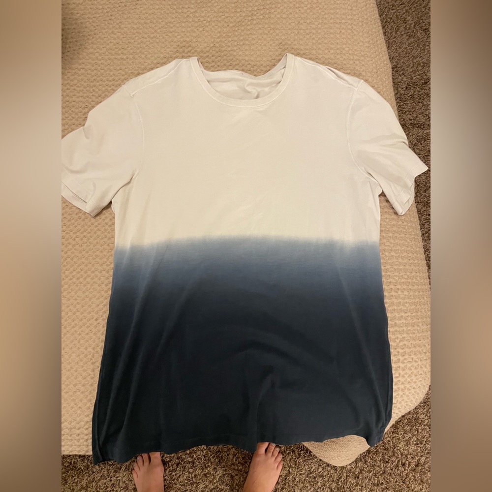 Lululemon t-shirt men’s